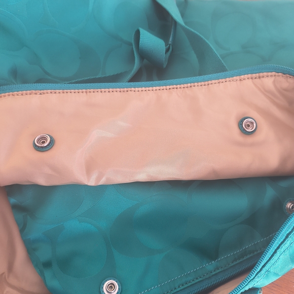 Coach Green Tote Bag with Pink Accent - Picture 16 of 16